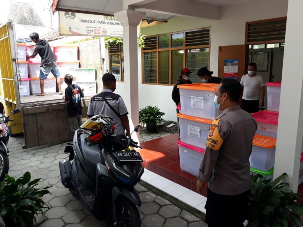 Droping II Logistik Pilur