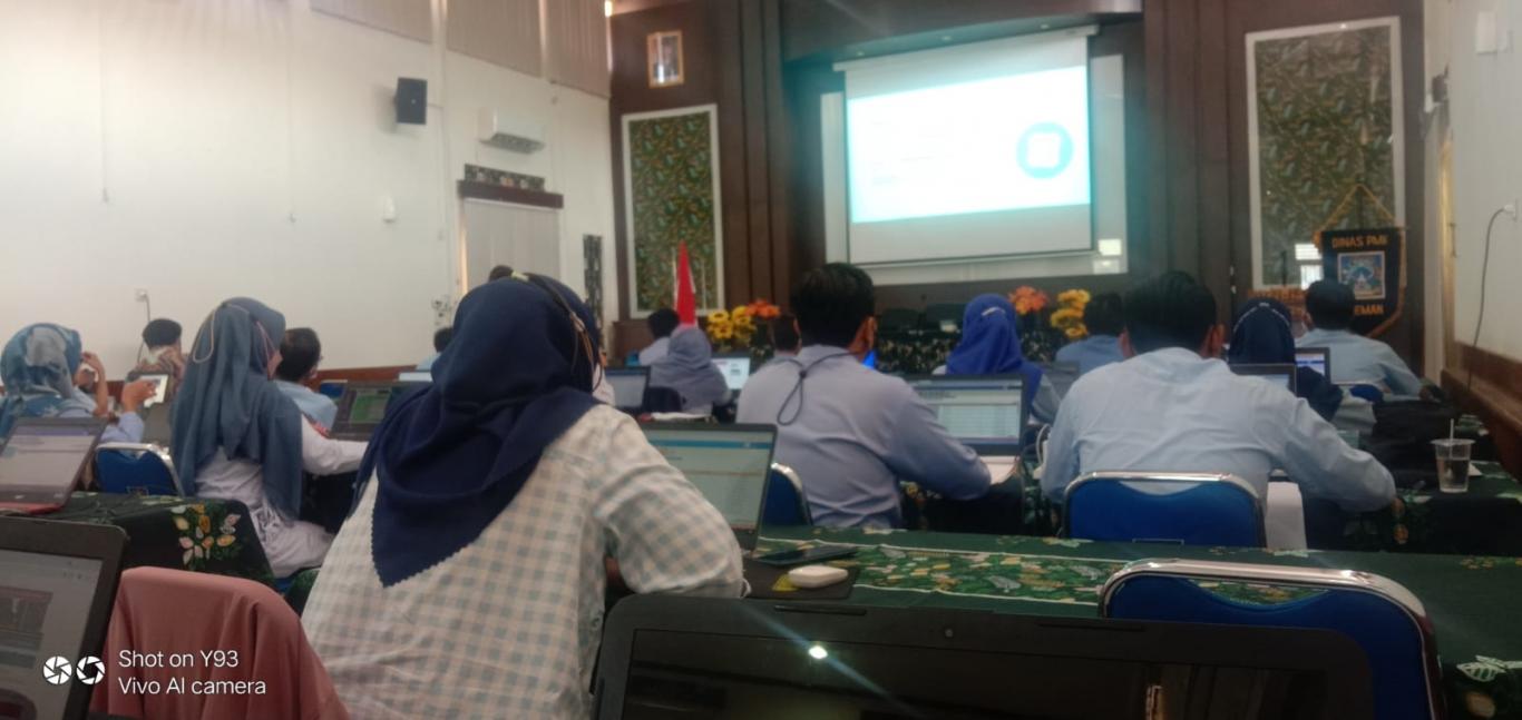 Pelatihan Olah Infomasi Wibesite Kalurahan