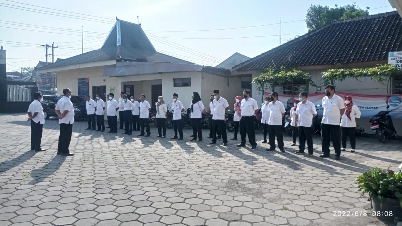 APEL RUTIN LURAH DAN PAMONG STAF KALURAHAN TLOGOADI