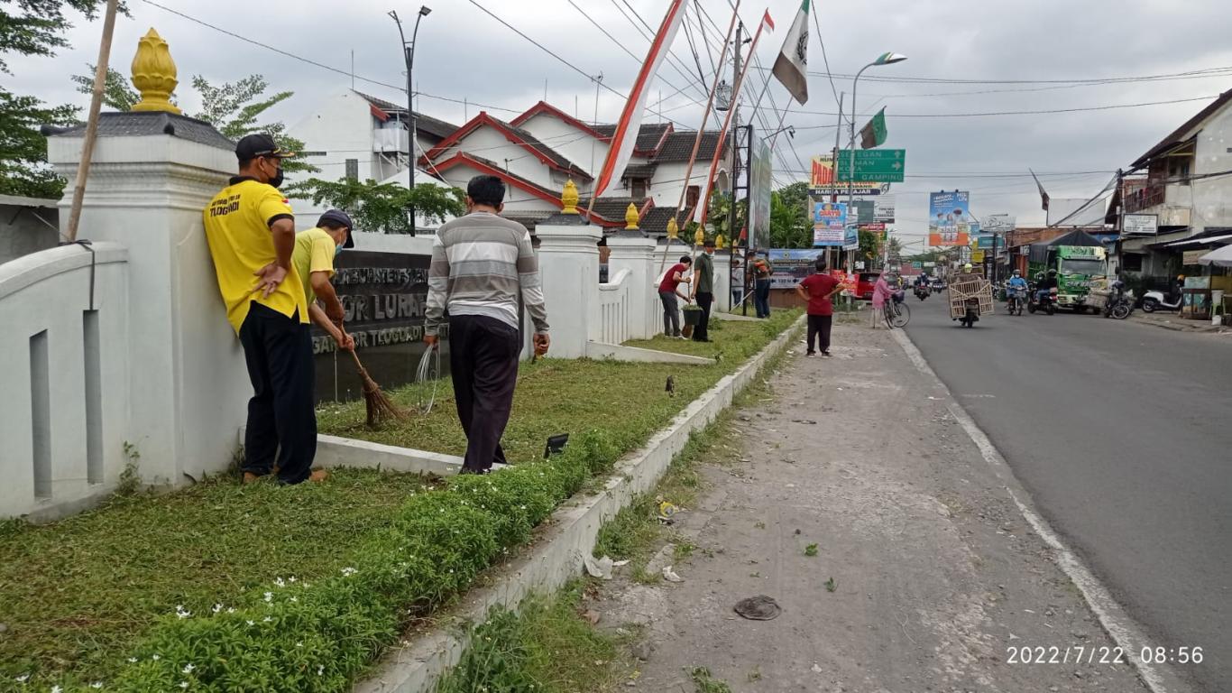 JUMAT BERSIH