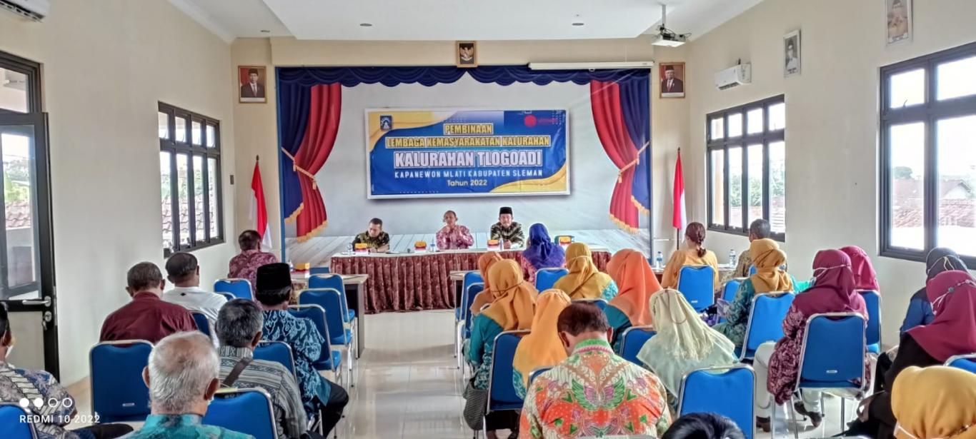 Pembinaan Lembaga Kemasyarakatan Kalurahan (LKK) Tlogoadi
