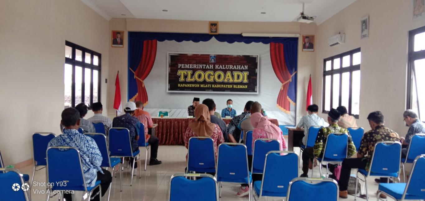 PEMBENTUKAN PANITIA HARI JADI KALURAHAN TLOGOADI KE 76