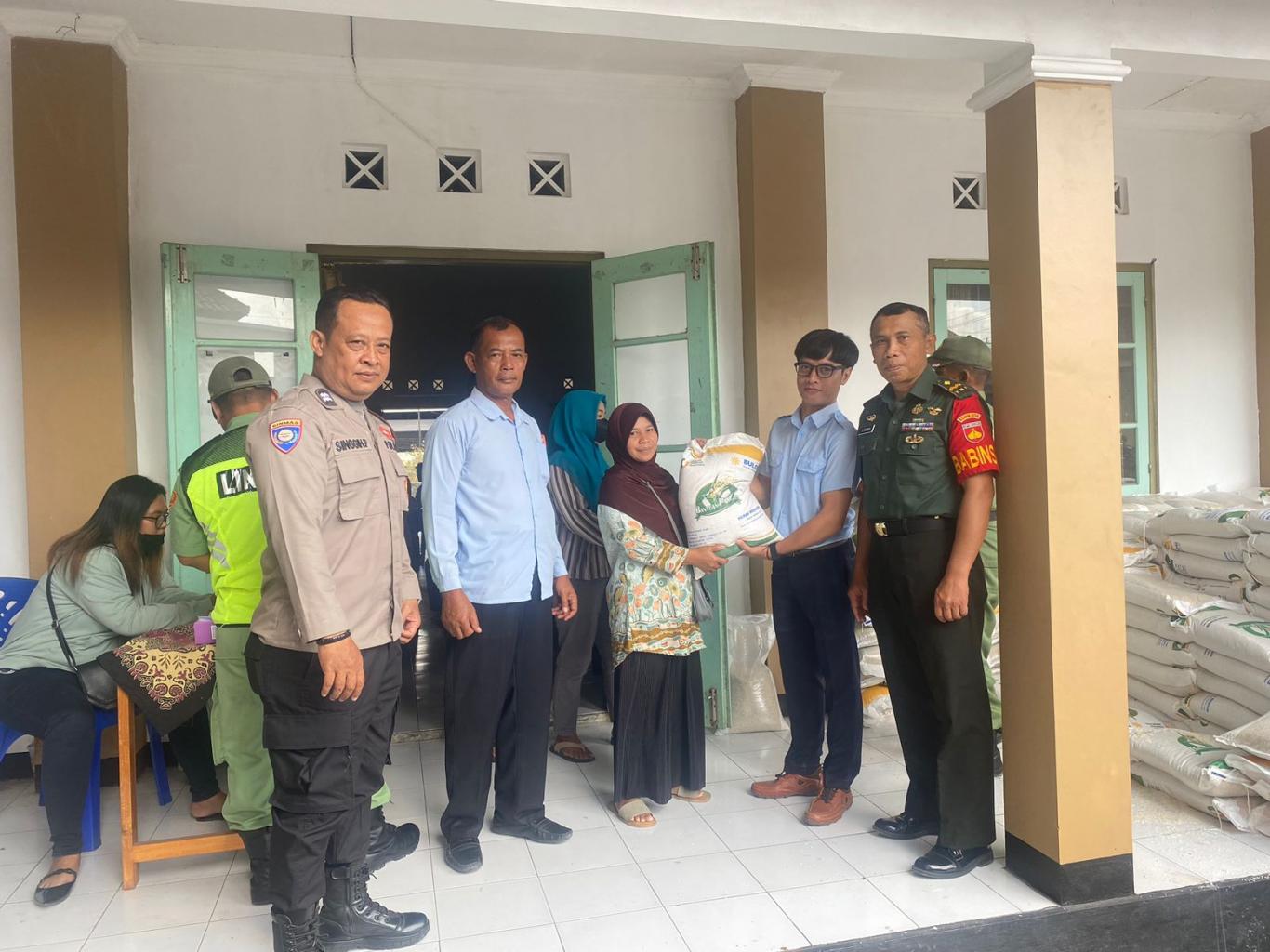 Penyaluran Bantuan Sosial Beras dari Badan Pangan Nasional